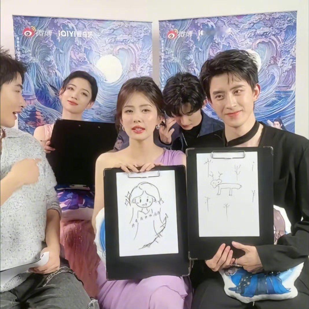 敖瑞鹏 我以前是学美术的 所以敖瑞鹏这算是在尝试新画风吗[doge] 