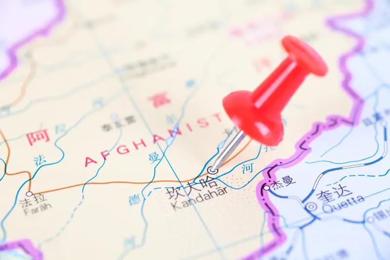 阿富汗称巴基斯坦空袭致数十人伤亡 阿富汗称巴基斯坦空袭致数十人伤亡这事儿，简直就