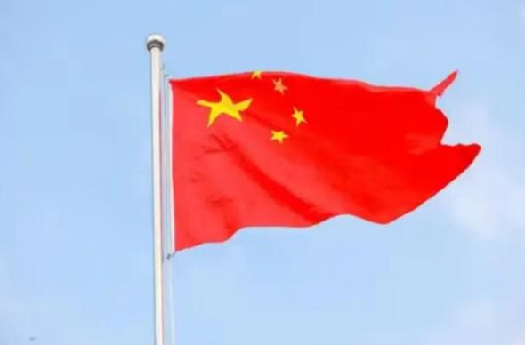 目前咱们正在面临一个十分严肃的问题，不是美国的问题，不是日本的问题，也不是咱们与