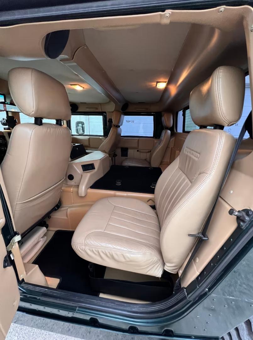 好车分享 1997 Hummer H1，虽然是早期款的H1，不过已经是190马力