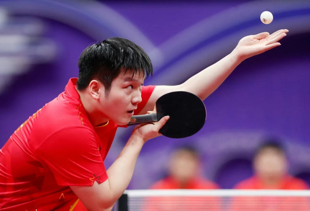 #杭州亚运会# 乒乓球男团半决赛，中国3-0胜中国台北。

第一盘：樊振东3-0