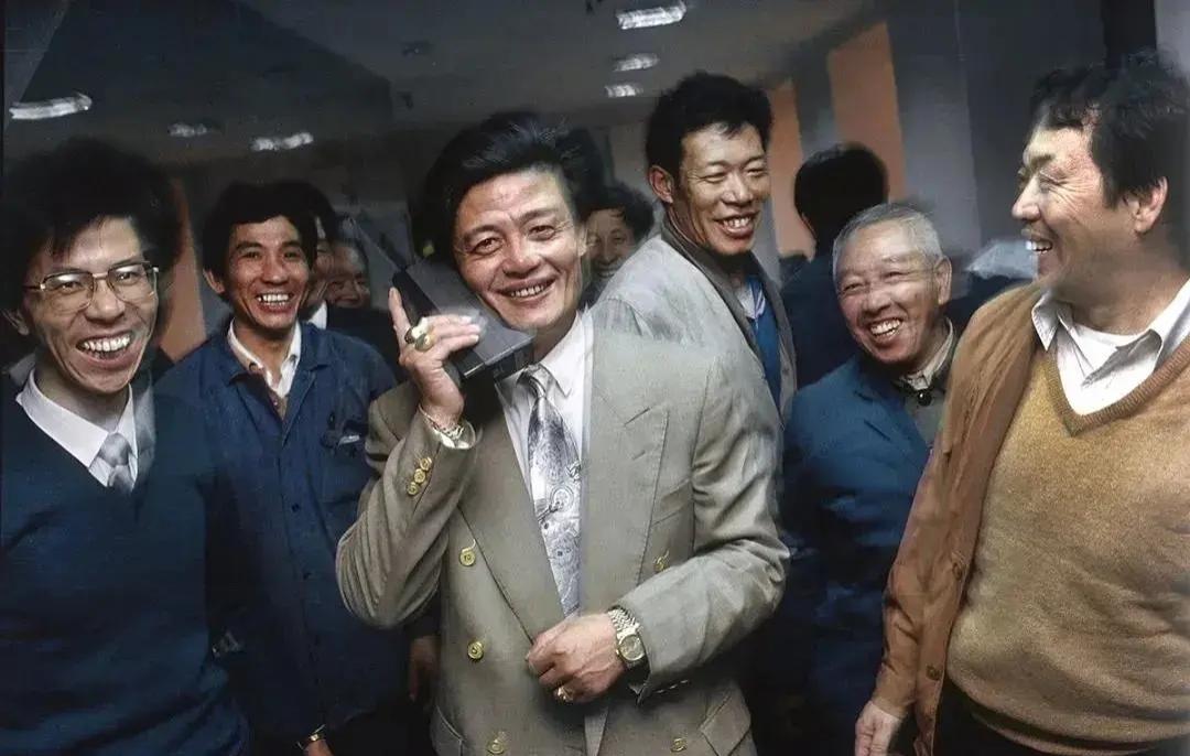 1990-1993年的上海   摄影:罗伯特·凡德·休斯特 ​​​