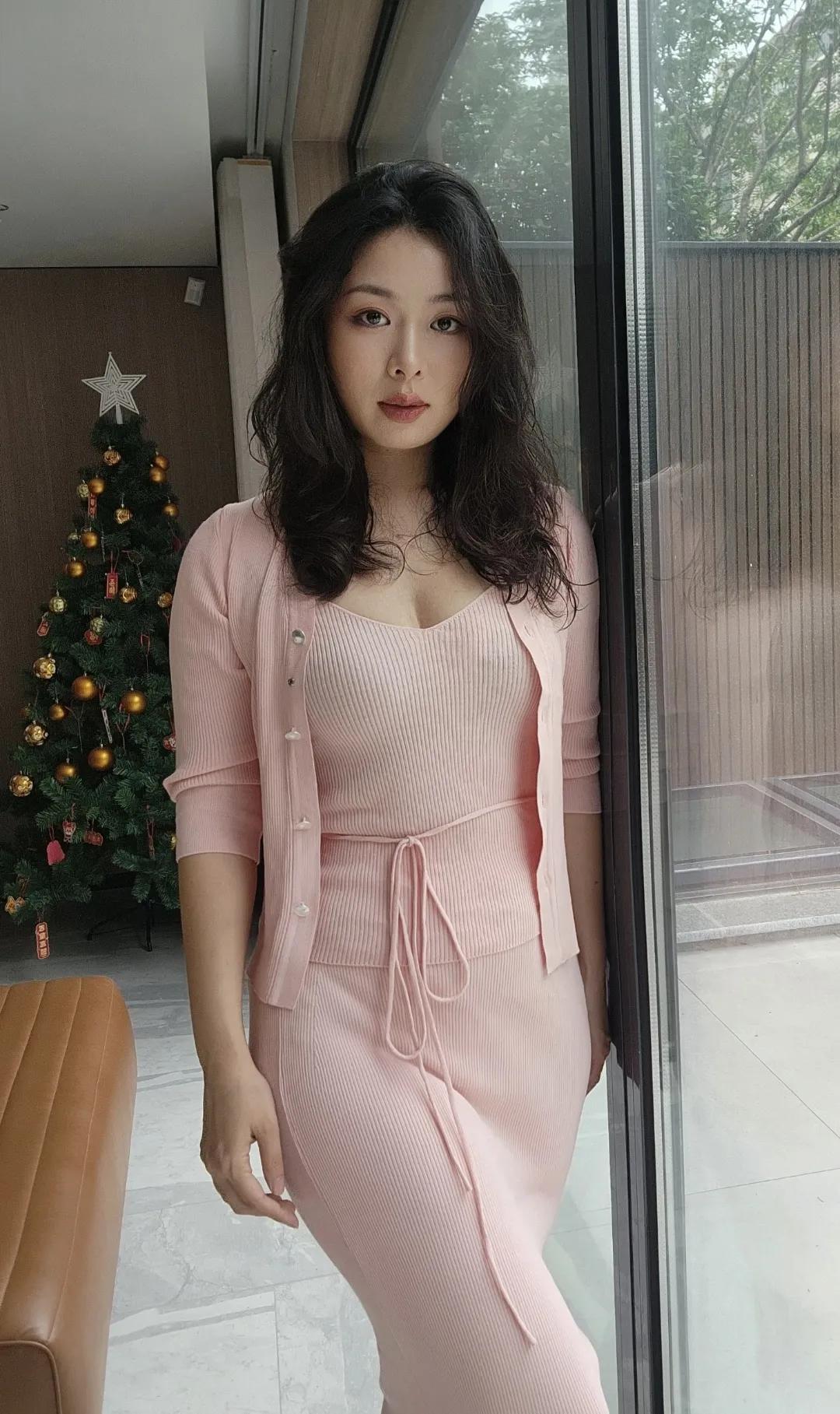 多少女人还不明白：
1，一个渣男不管他遇到多好的女人，他都不会珍惜，都会伤害她，