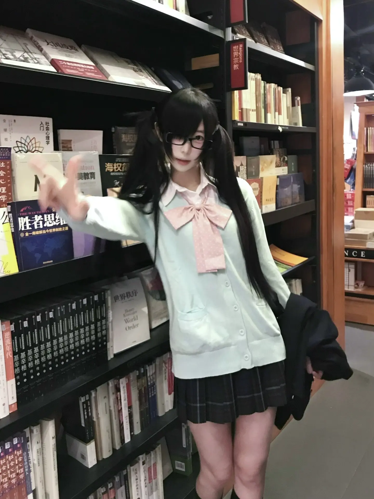 愿幸福 如影随形ᶻz ₍^_   ̫ _^₎