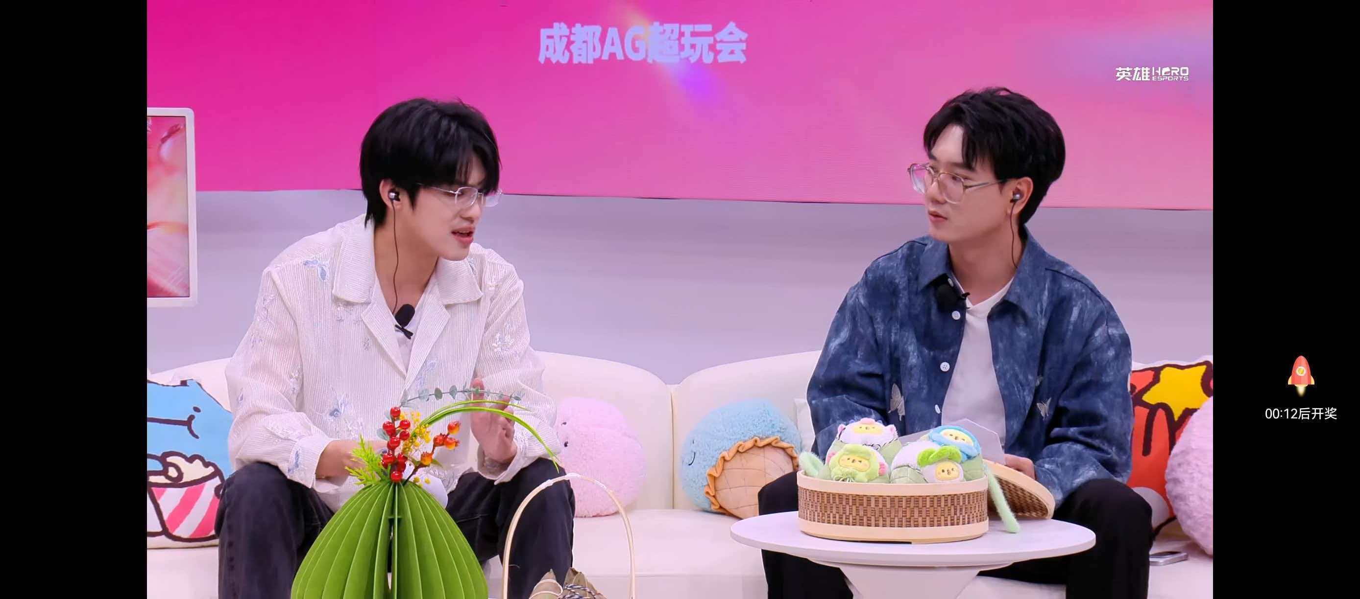 嘎嘎哦啦啦肉麻肉麻吗ma 