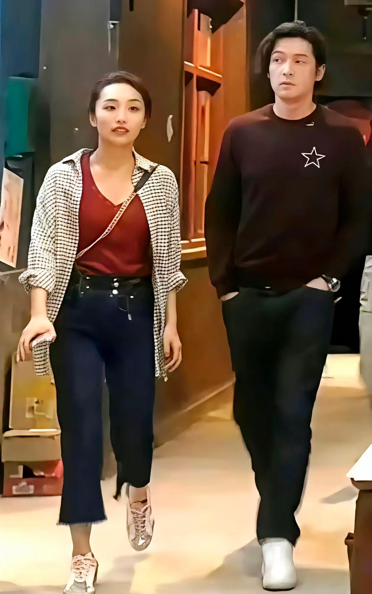 胡歌是不是审美有点问题？？谁懂，江疏影不好吗？ ​​​