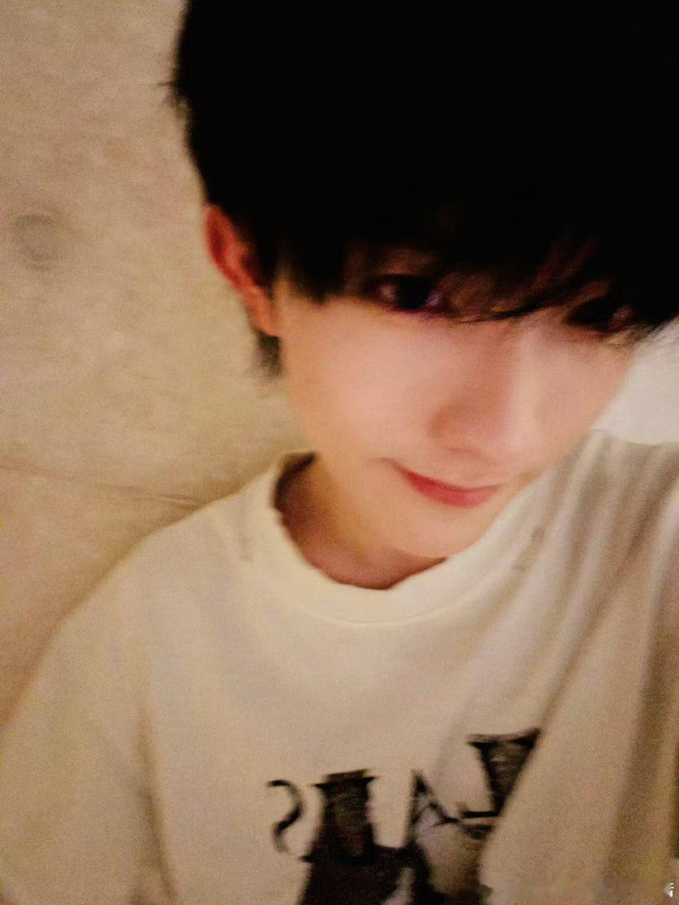 谁懂这种睡前的福利？被萌晕也是一种幸福🥰susu福福
