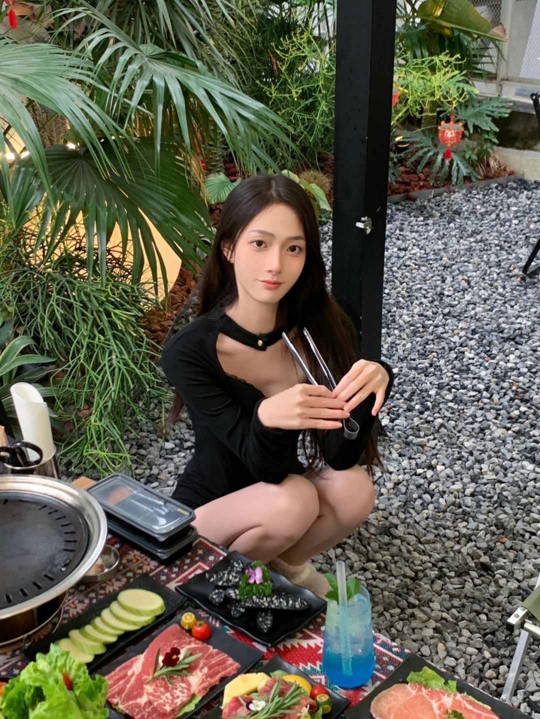 一定要一起吃好多好多肉肉哦🍗