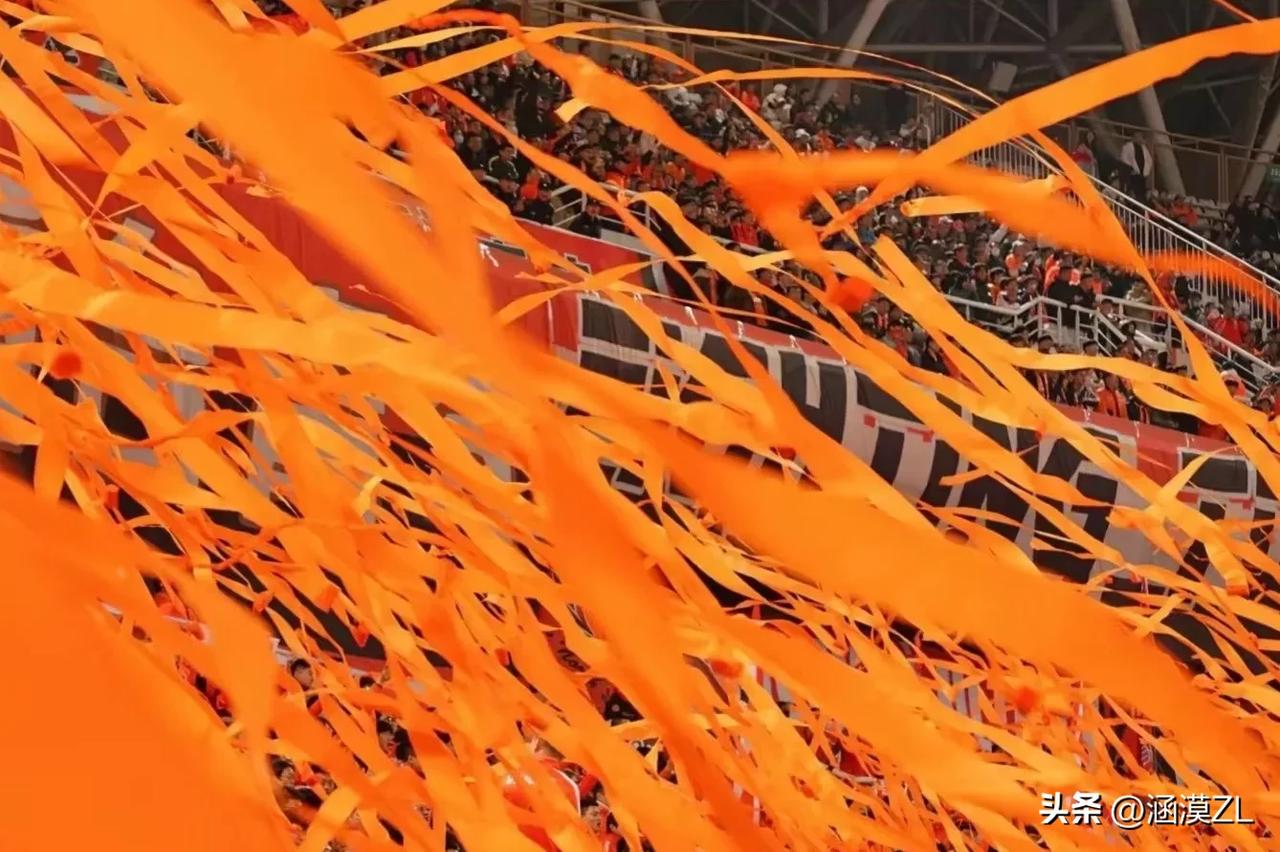 这赔率上的一点点优势，也值得沾沾自喜？也能成为嘲笑他人的理由？
  国内有这样一