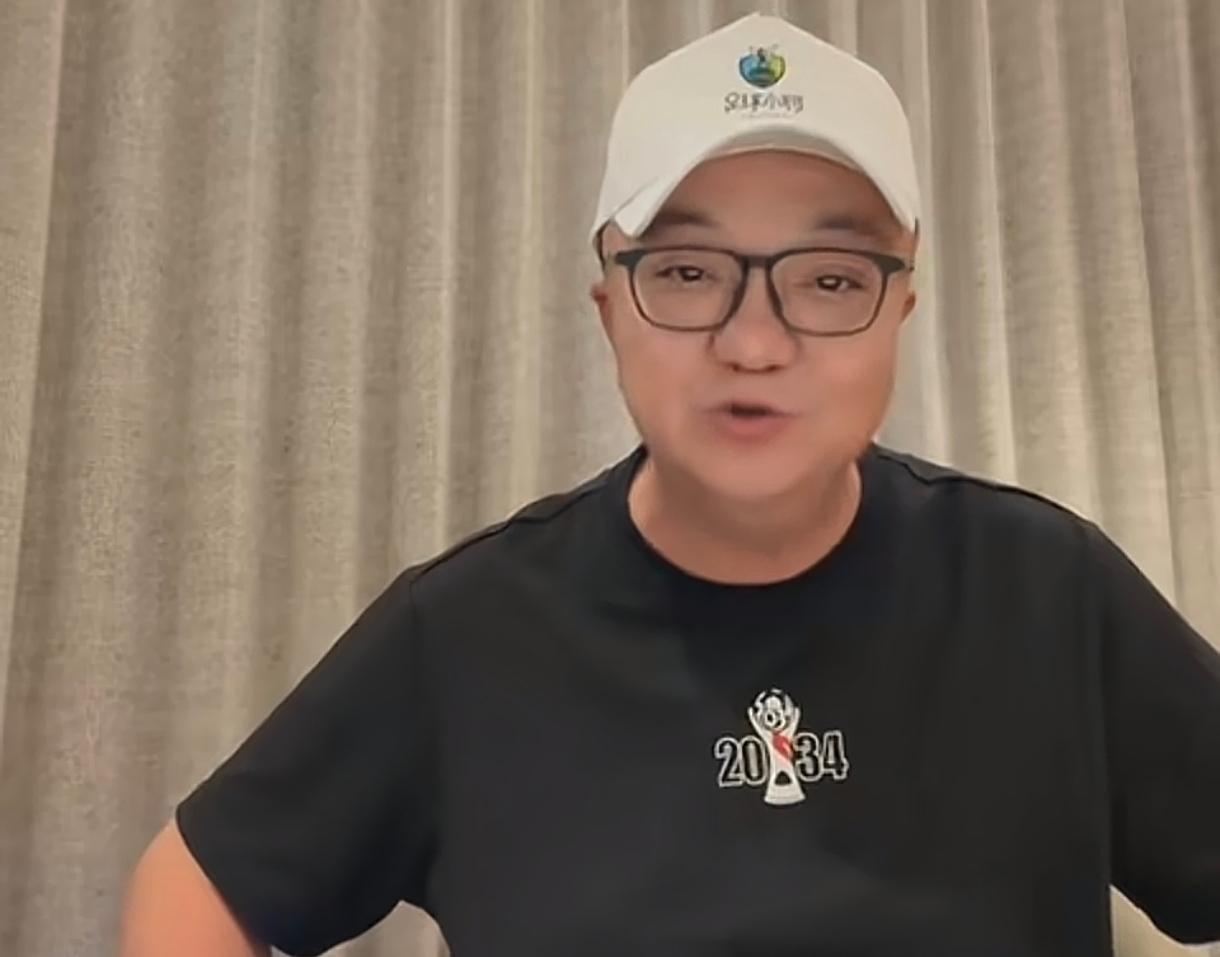 0-2不敌亚洲明星联队，赛后董路这样评价足球小将：

对手整体实力高出一档，那个