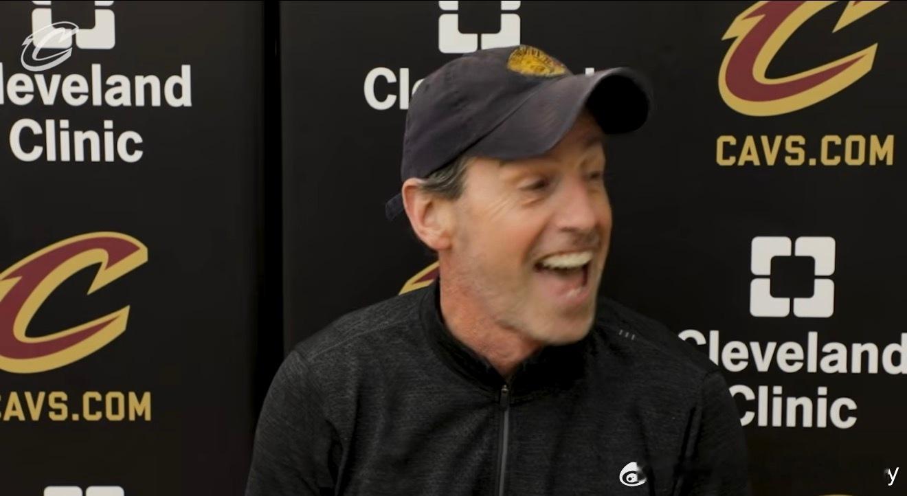 阿特金森：今天训练的重点就是把那些小细节、脏活累活做得更到位、更彻底。 