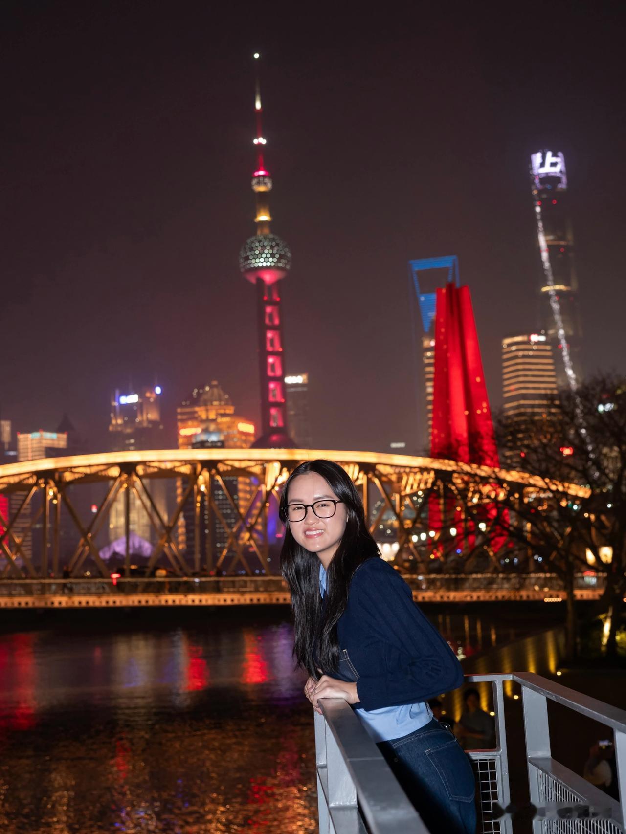 Nisa在中国的幸福生活。Nisa是柬埔寨著名的世家大族谢速帕拉家族的孙女，集茂