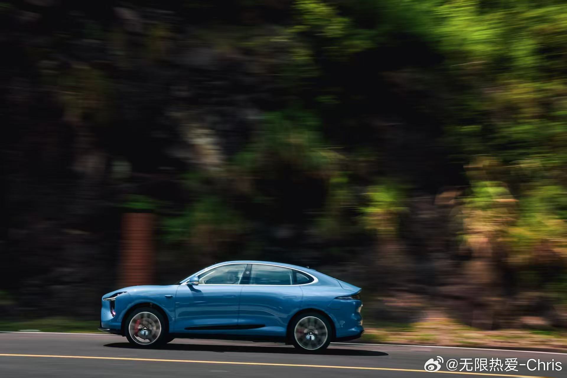 新一代智己LS6上市即交付 19.79万起闭眼冲！想自己开得爽？3.48秒破百+