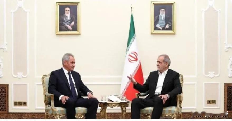 伊朗🇮🇷加强和俄罗斯🇷🇺的合作
伊朗总统佩泽希齐扬说，俄罗斯是伊朗的战略