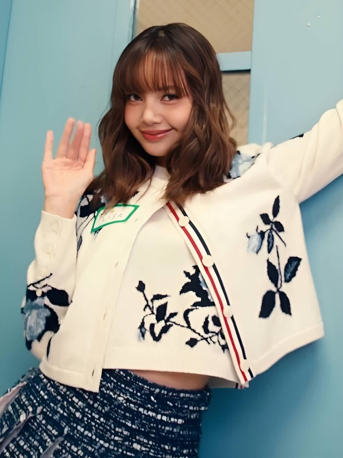 Lisa老师就在后台 让我们把她喊出来📣 ​​​