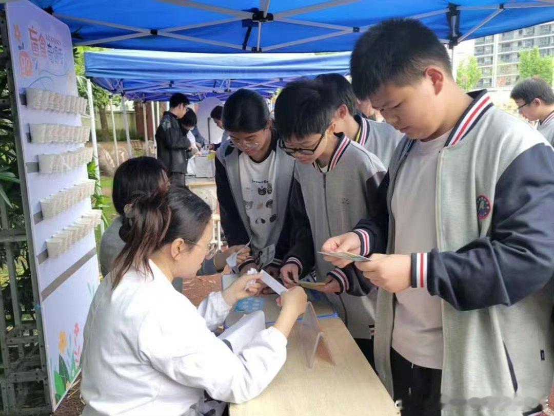以科普赋能健康共建台州平安仙居常态化开展健康科普宣传，提升群众自救互救能力，以科