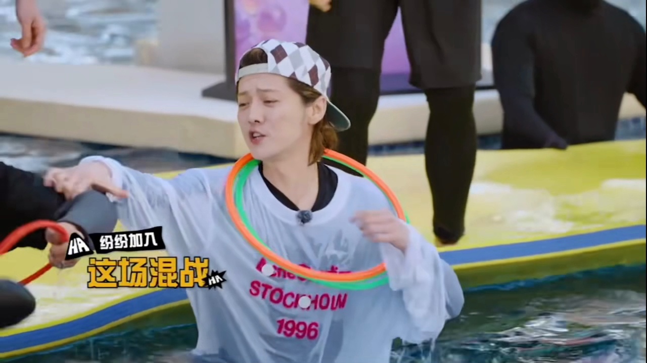 谁来听听李乃文的诉求李乃文无助的老人五哈爆笑争抢名场面太真实！李乃文好不容易到手