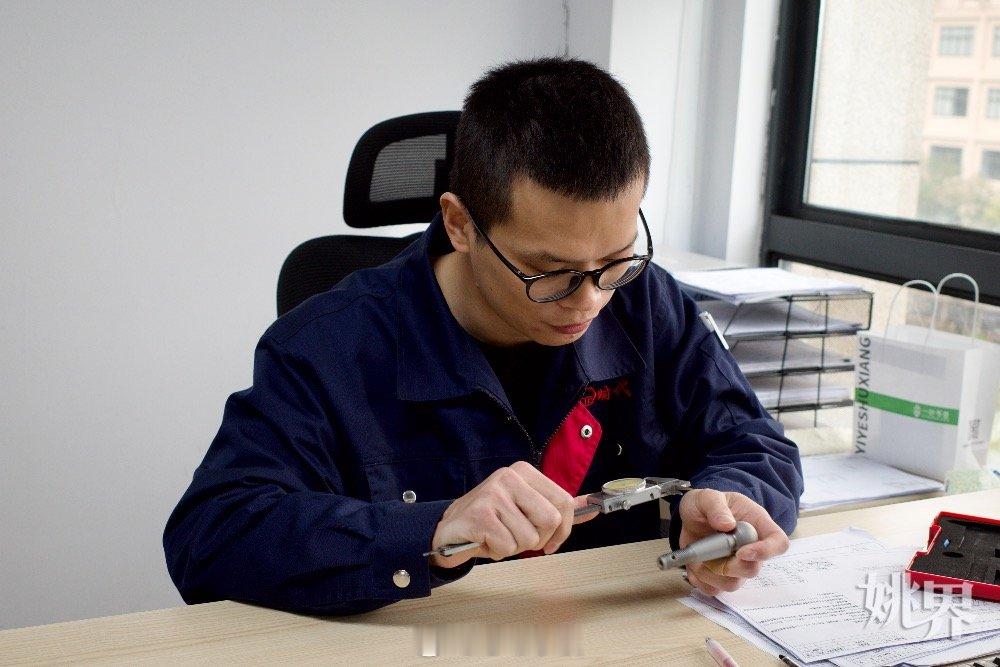 宁波90后匠人赵科权以匠心展现青年担当 赵科权是宁波时代汽车零部件有限公司技术部