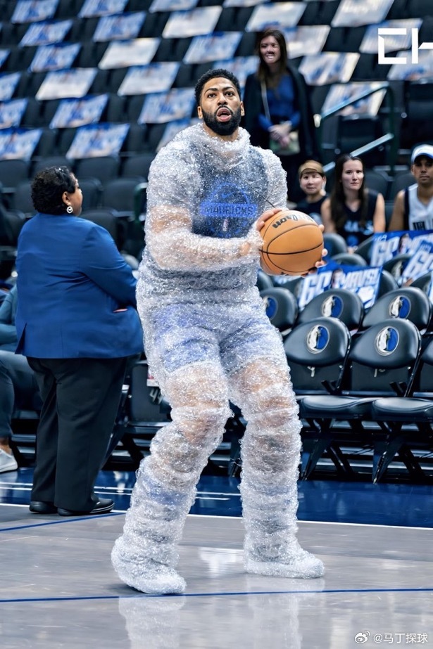 Memes：AD已经回归赛场，开始进行投篮练习🔥💪 