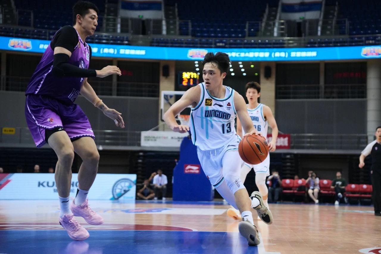 又一个“宝岛小林”！青岛男篮新秀林韦恺今天拿下18分，帮助球队91-59大胜北控