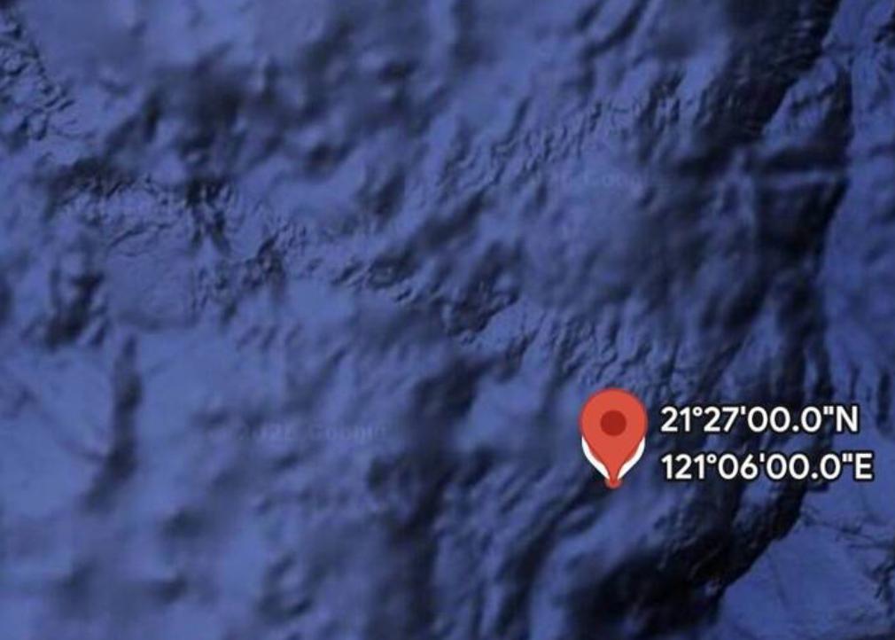 中美舰机在巴士海峡对峙

中美舰机疑似在巴士海峡再度展开了对峙，长期记录台海周边