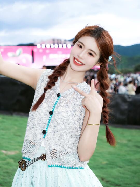 live｜借着夏天的名义 🎶 🎸⑉lı