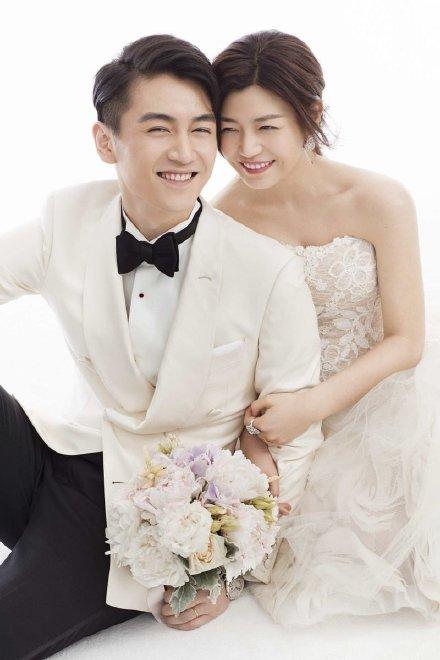 谁能想到，当年《神雕侠侣》里杨过与小龙女的深情，竟真的照进了陈晓和陈妍希的现实。