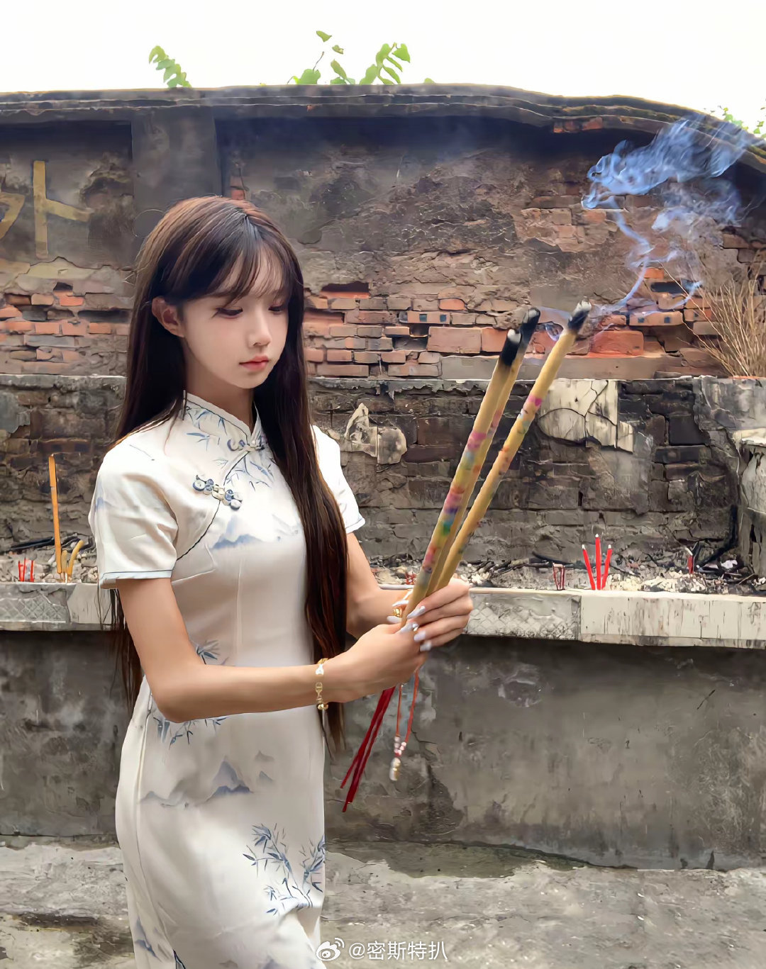 投稿。有人说这是梓渝四个嫂子中的一个…不是…唉…[哆啦A梦害怕] ​​​