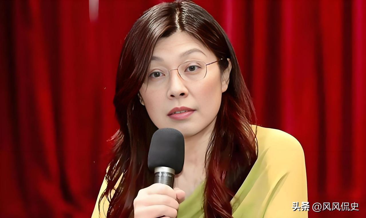 郑丽文公开表示想要会见大陆高层，一时间，两岸舆论瞬间沸腾。
 
大家都在盯着这场