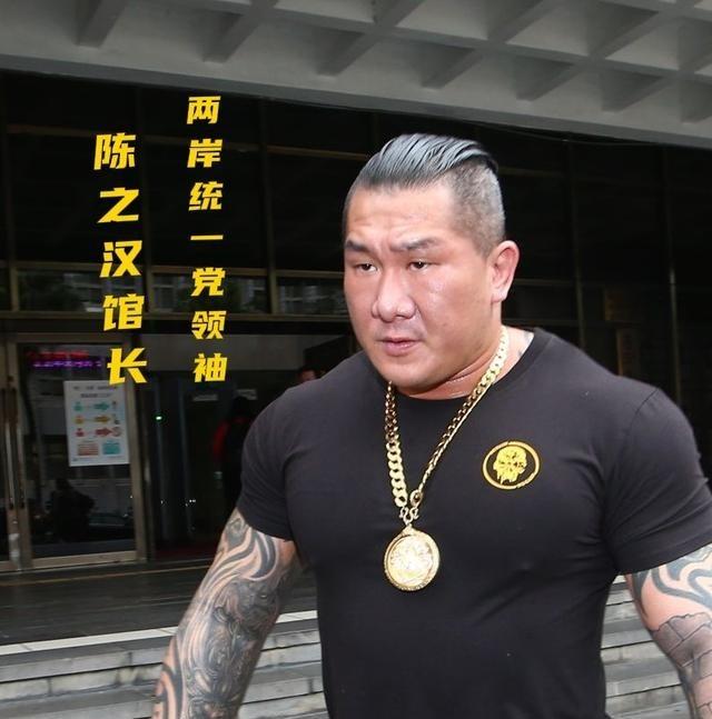 民众党主席黄国昌说，“台湾人不必承认自己是中国公民，但从文化和种族方面来讲，你的