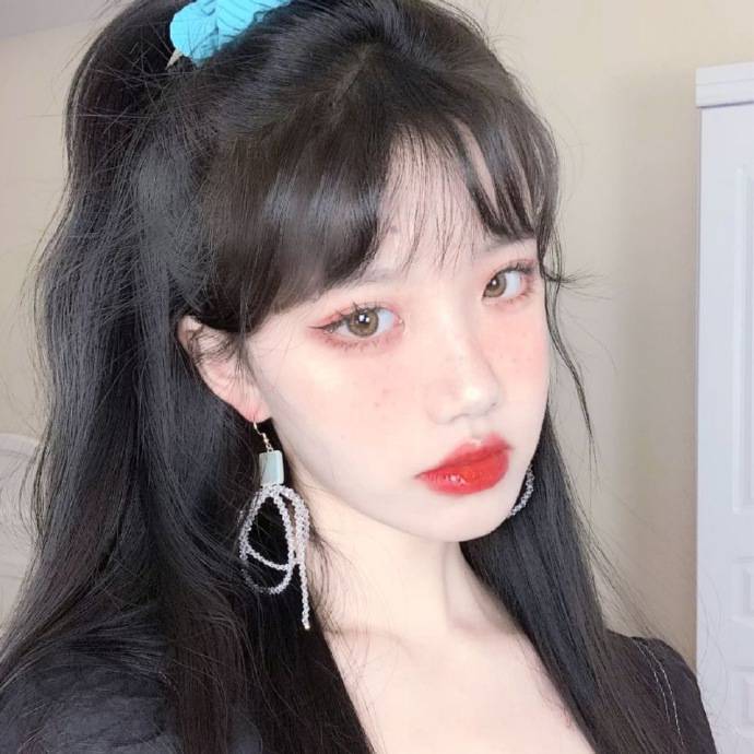几乎每个人都听过 不忘初心 方得始终却少有人知道下一句 初心易得 始终难守 