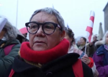 【“现在轮到我们了吗？”一位丹麦教师表示，唐纳德·特朗普的言论让她感到极度焦虑。