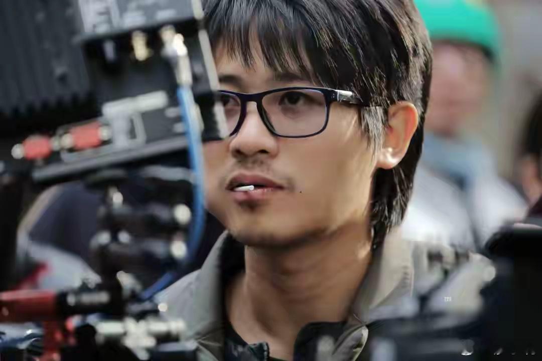 飞驰人生3杀疯了韩寒又赢了！今年春节档，韩寒执导的《飞驰人生3》杀疯了。上映3天