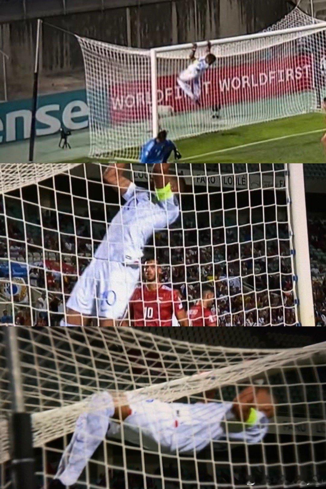 只是从16岁时起的肌肉记忆🪽*P9是姆姆曾经一脚轰破的球网⚽️🕸️ ​​​