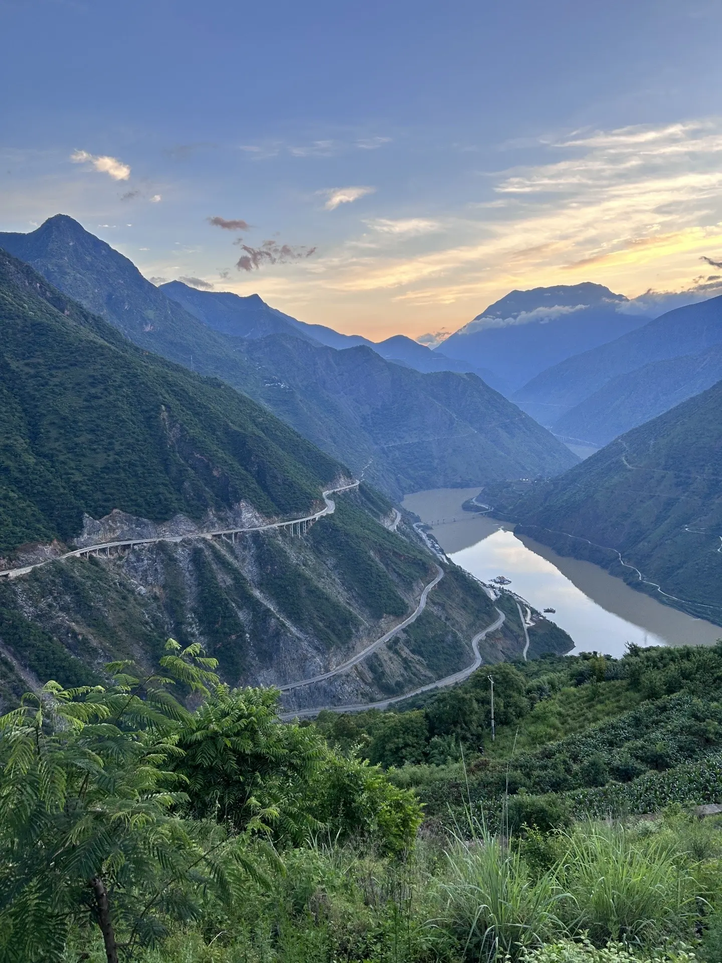 泸沽湖水性杨花