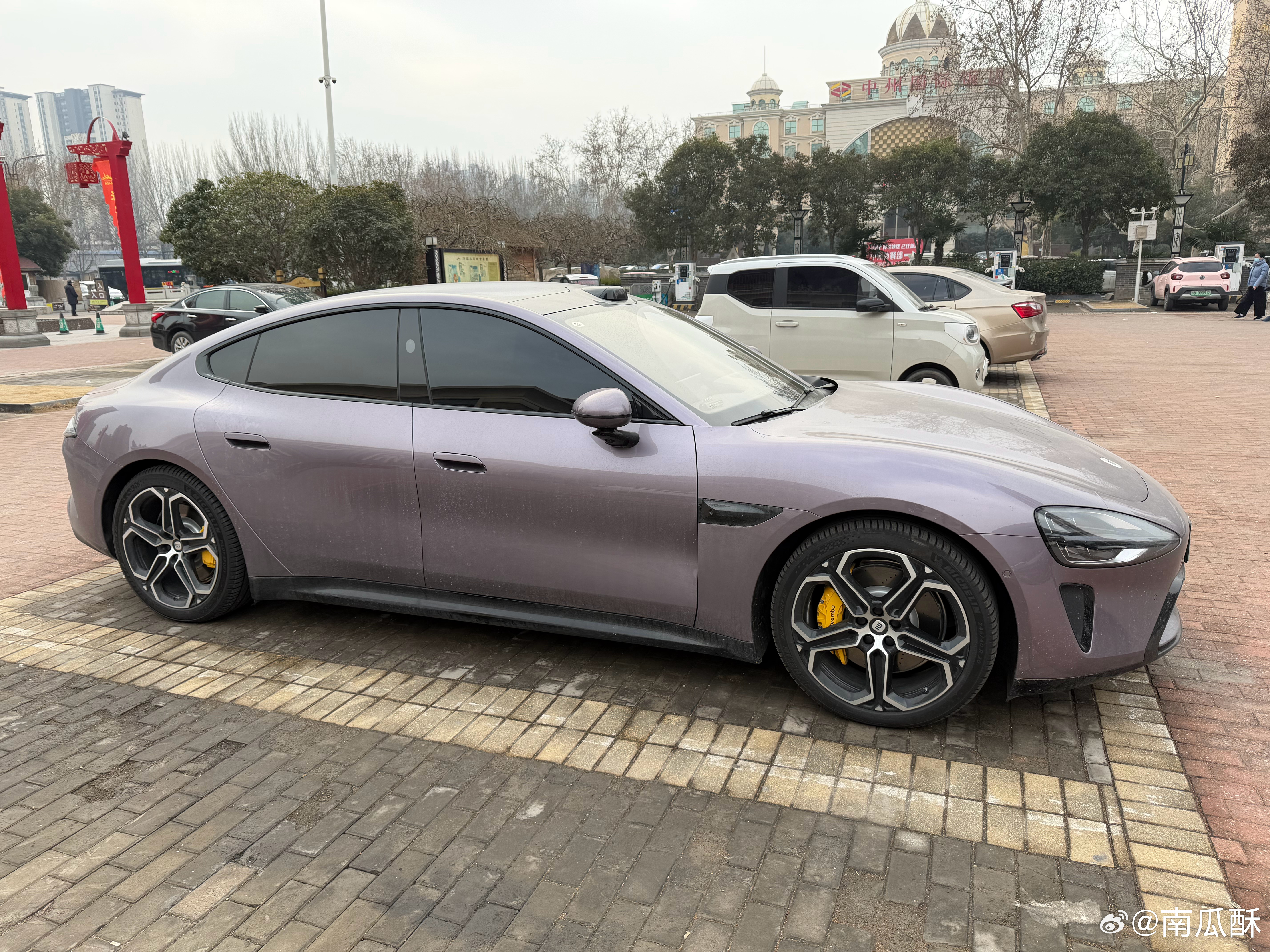 晚上好，给大家看看我的「老米SU7 Max」