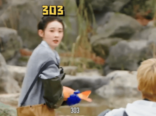 宇闪这10秒堪比选秀编年史SM时代峰峻偶练创造营混战 tf子孙大战exo老祖，张