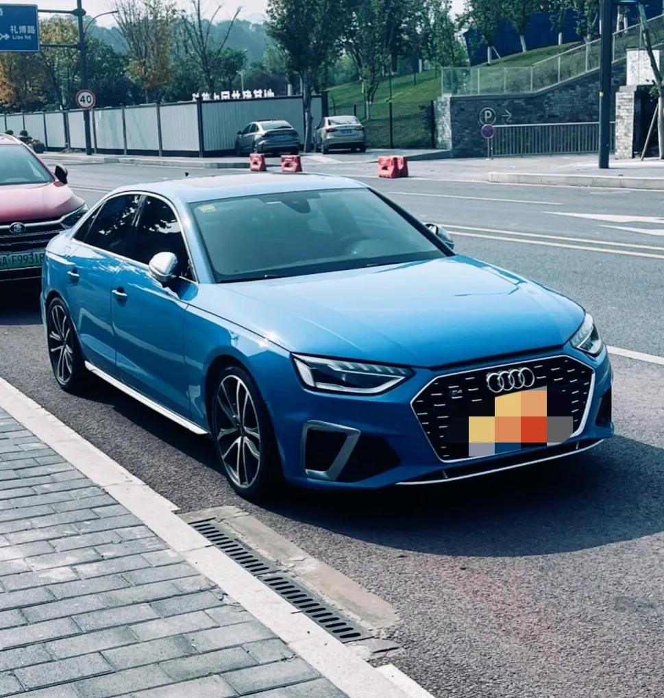 开惯了电车，性能车都不想开了，虽然奥迪S4马力更猛。但是平顺性和动力响应是真的不