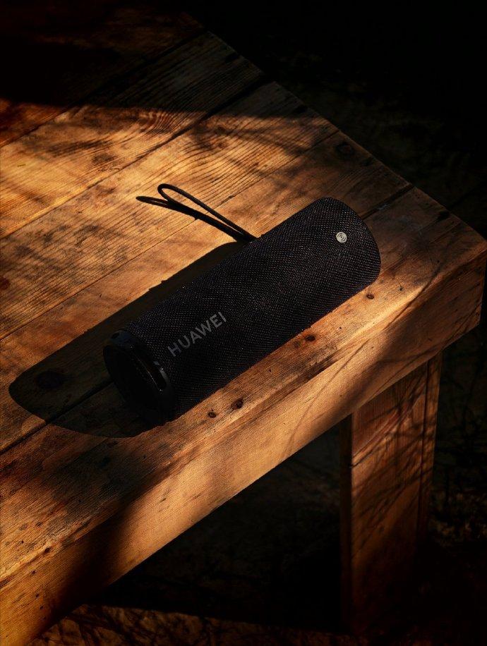 我的露营搭子：HUAWEI Sound Joy.
尽管后来有二代了，但是这个一代