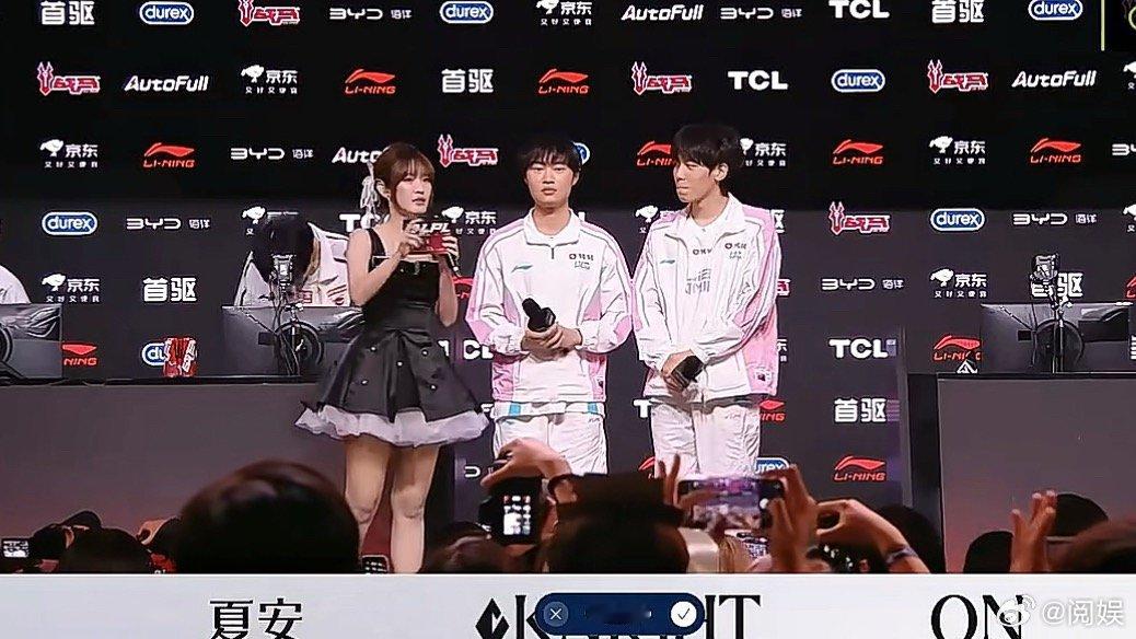 Knight想和iG交手想想al要去世界赛，tes和jdg有可能也要去一支就两眼