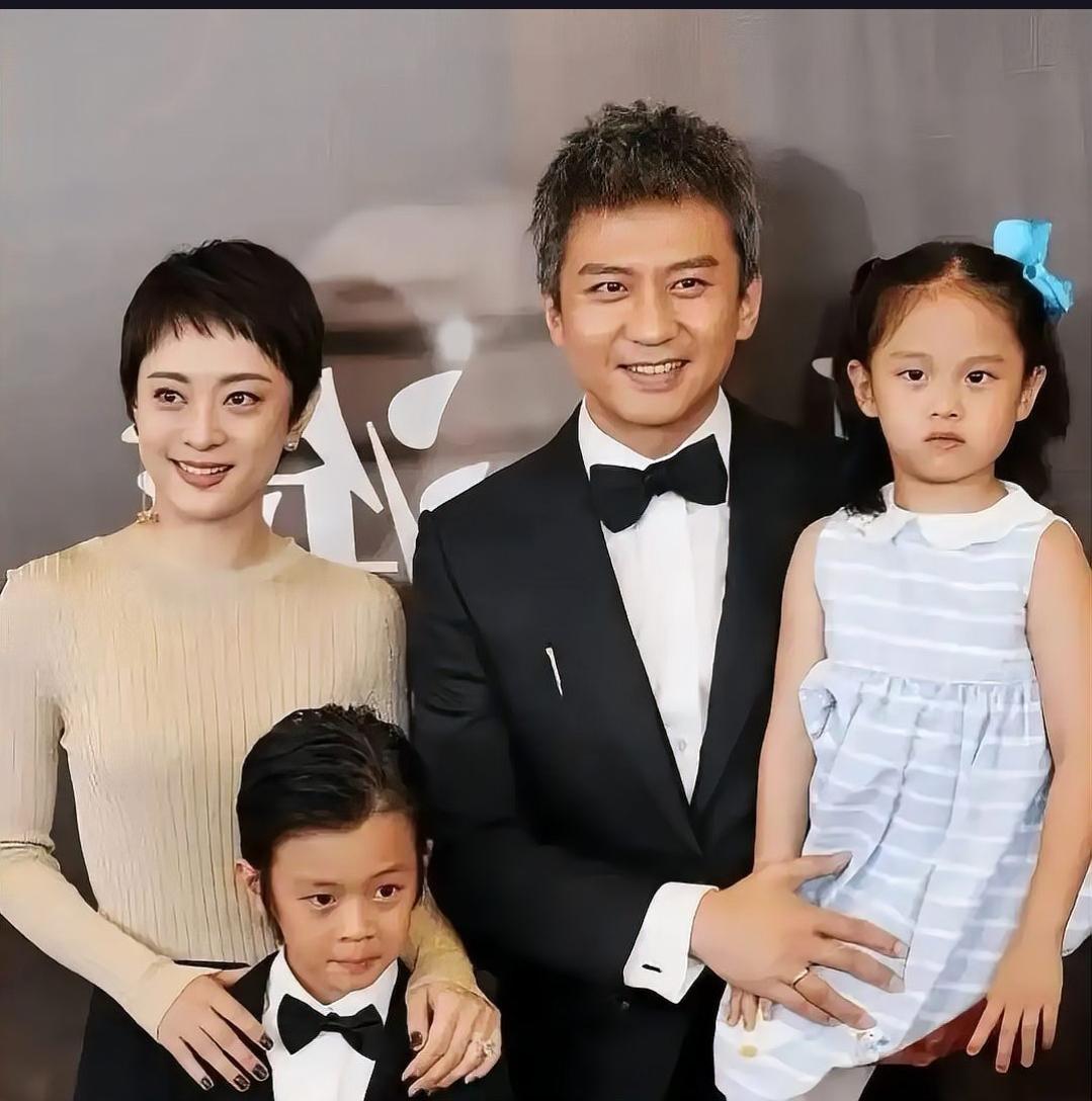 盛夏送围巾，卡点赠玫瑰，邓超孙俪这对明星夫妻的十六年婚姻，究竟藏着什么保鲜秘诀？