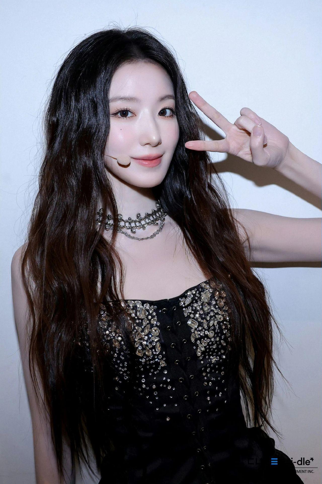 260526 官方Berriz更新舒华相关图片4p （补） [📸] ...