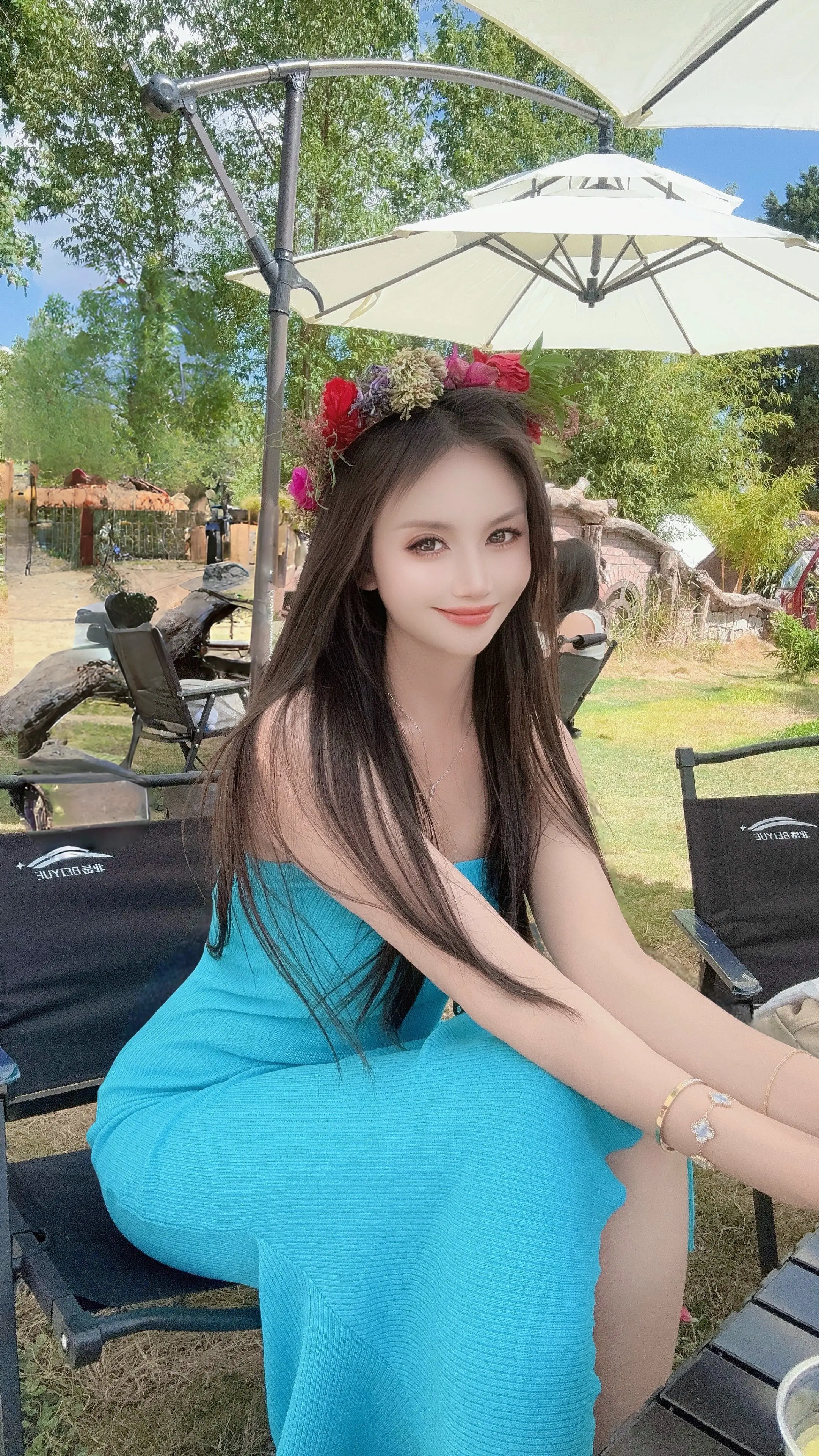 “阳光明媚，希望你我能心情舒畅～”