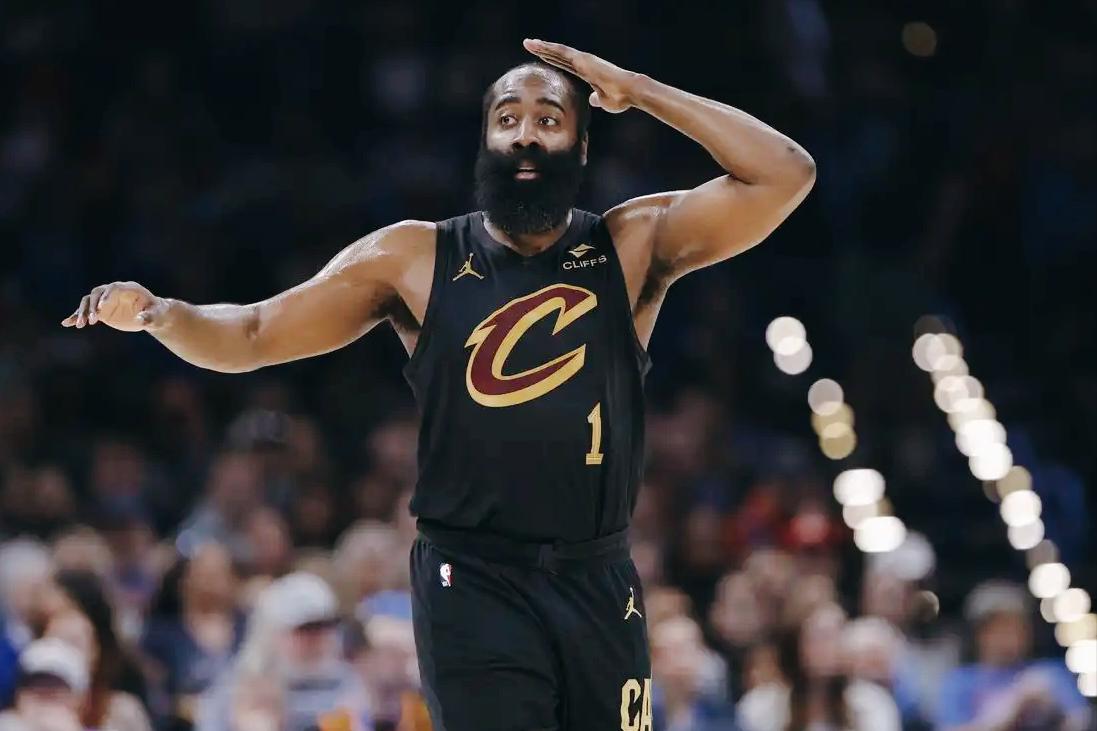 这还有人黑？
哈登不在连输两场，
哈登回来连赢两场。

这场赢的可是联盟东部第一