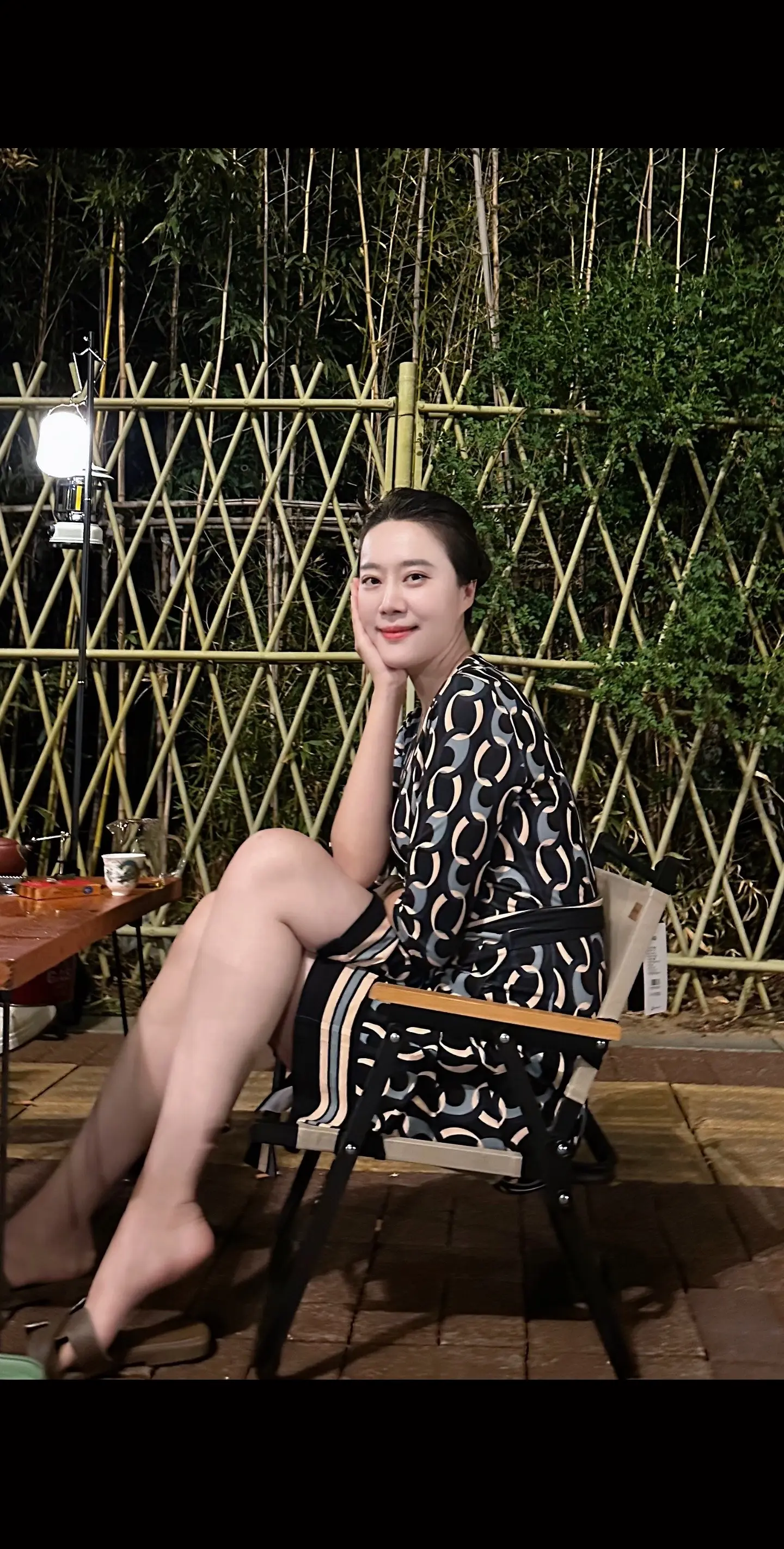 我不会依附于你  我会不择手段成为你超越你......