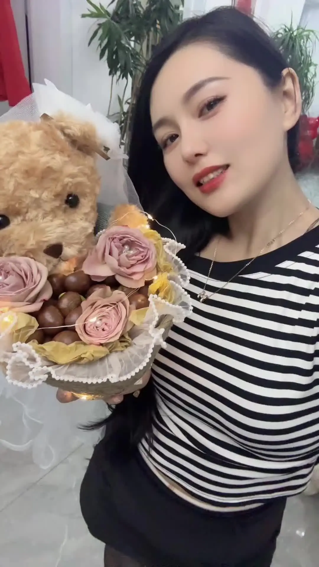 这个冬天，希望你们有衣暖身，有人暖心[爱心] 事事顺栗🌰来自 热乎乎...