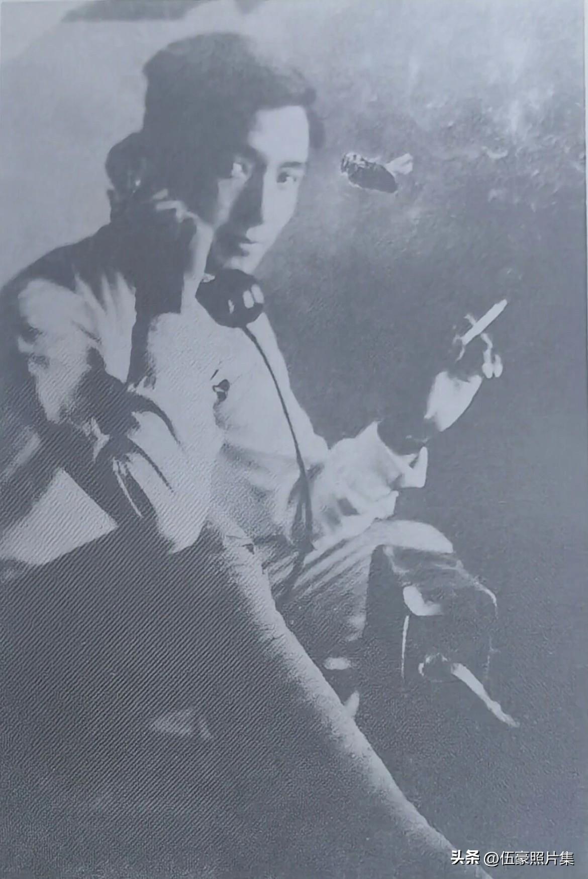 1939年，时任八路军第一二九师东进纵队参谋长范朝利的老照片，非常的英俊帅气。早