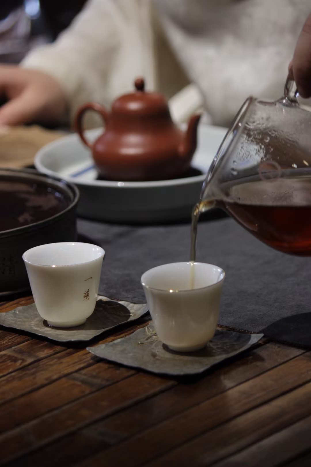 茶道  人到中年，茶是烟火，是相守，是最珍贵的人间温暖。 