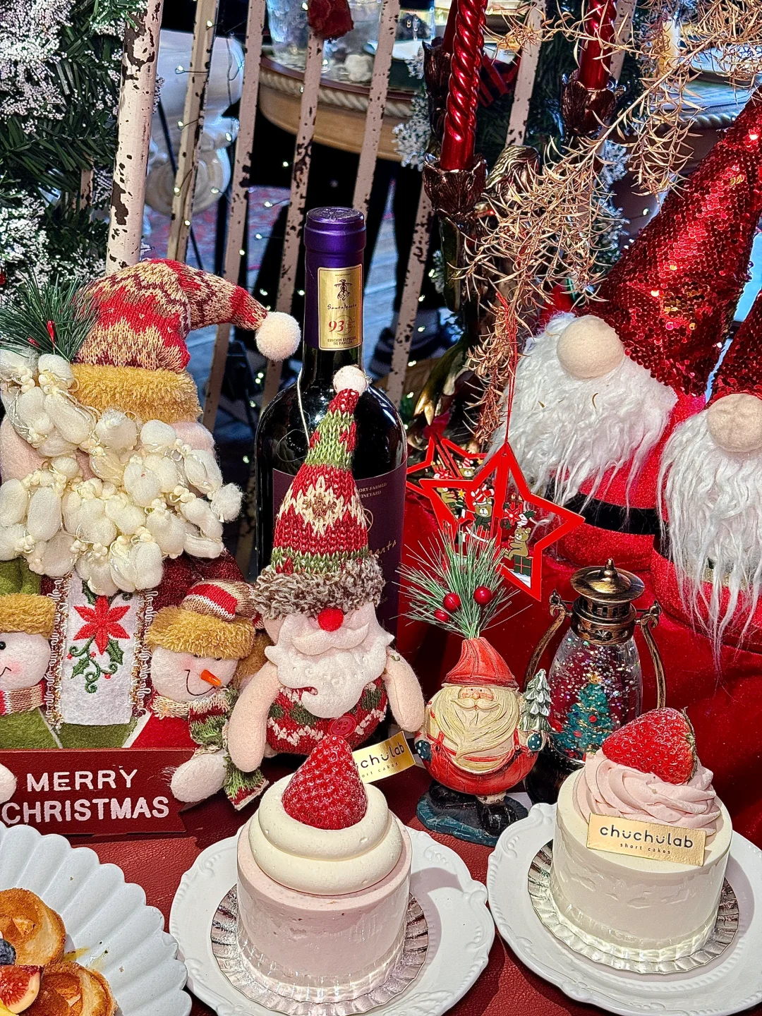 草莓脑袋🍓起立！圣诞🎄也太适合了叭……