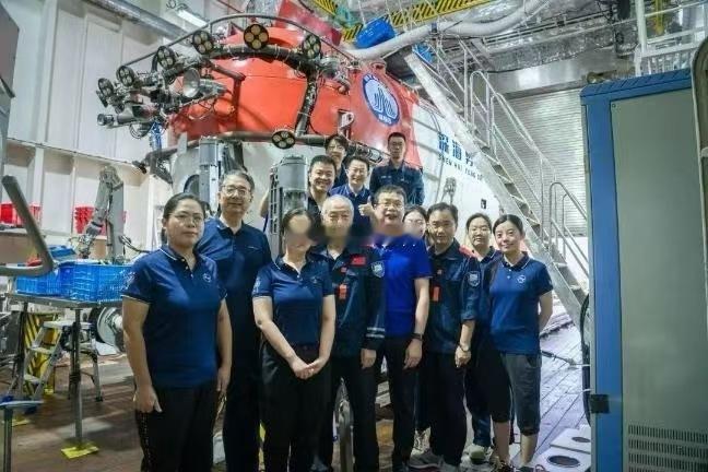 中国科学家开展微生物流浪地球计划强国青年说中国航天与生命科学强强联手，助力微生物